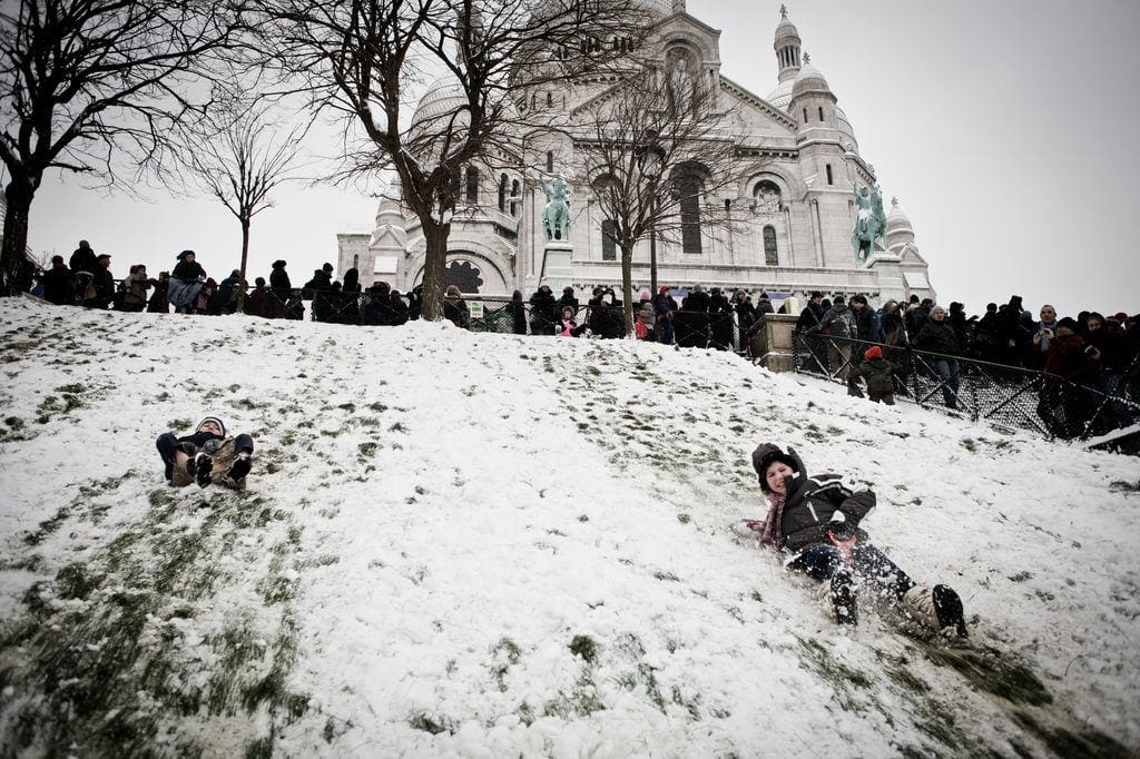 Photographe Paria - People of Paris - Luge au Sacré Coeur Montmartre