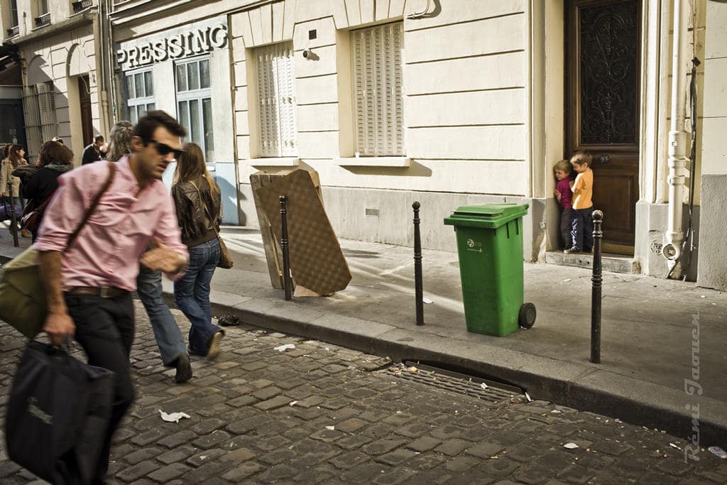 Photographe Paris - People of Paris - 10eme arrondissement - Cache-cache