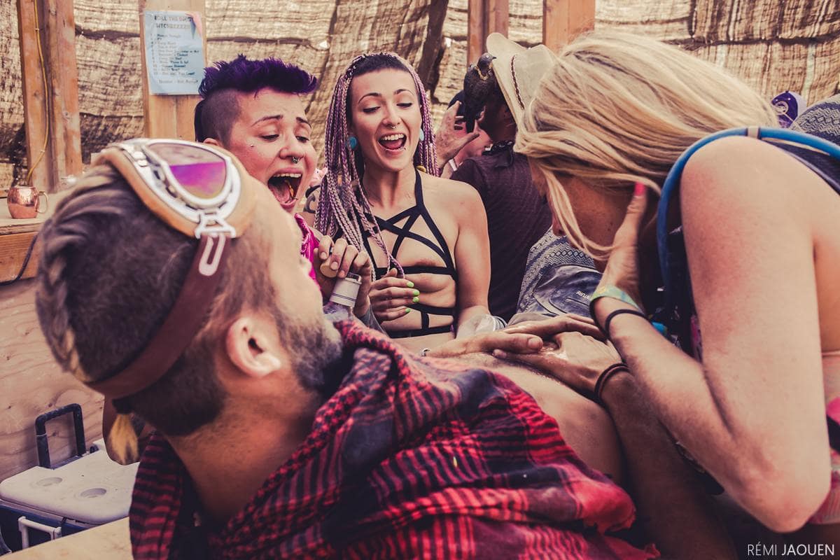 Burning Man - Bar games