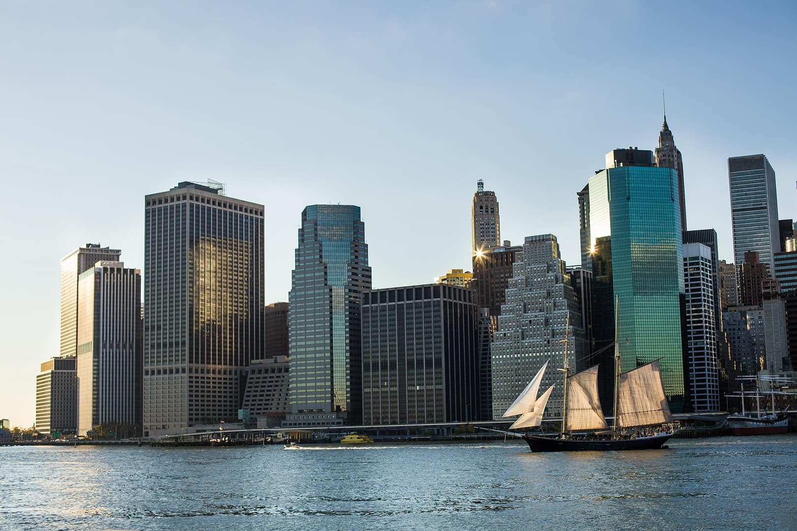 Photographer Paris - Serie Travel - New York - View of Financial district from Williamsburg